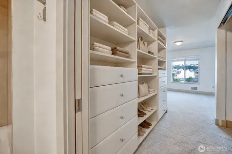 1550 Eastlake Avenue E Seattle WA 98102