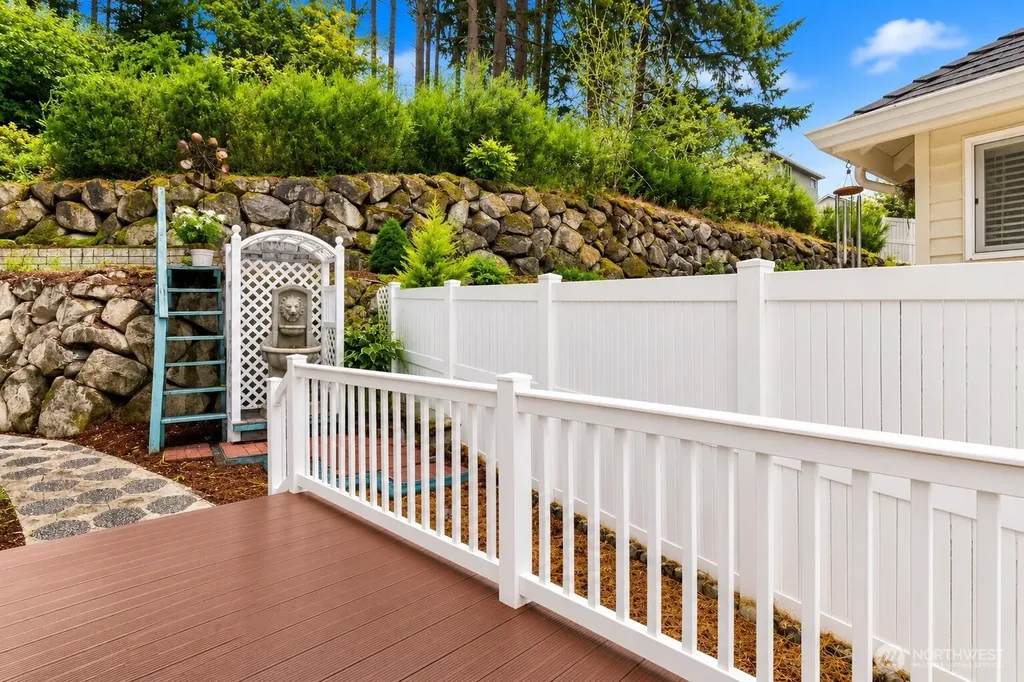 5610 W 61st Avenue University Place WA 98467