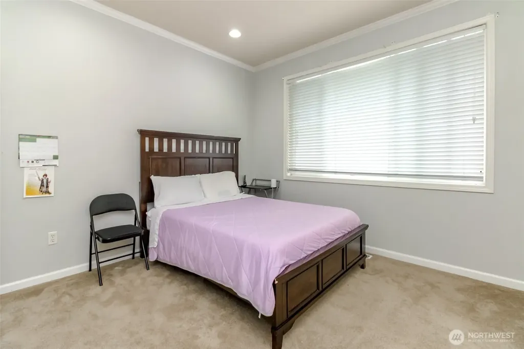 5610 W 61st Avenue University Place WA 98467