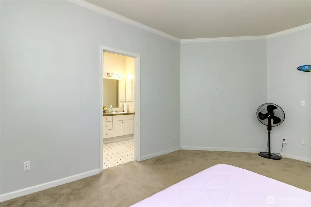 5610 W 61st Avenue University Place WA 98467