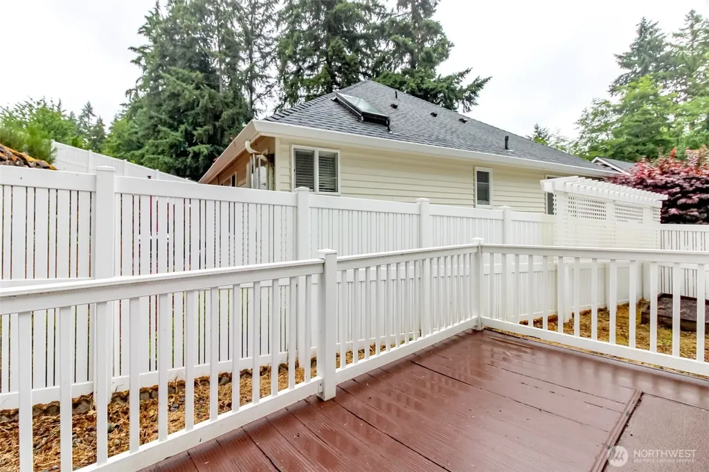 5610 W 61st Avenue University Place WA 98467