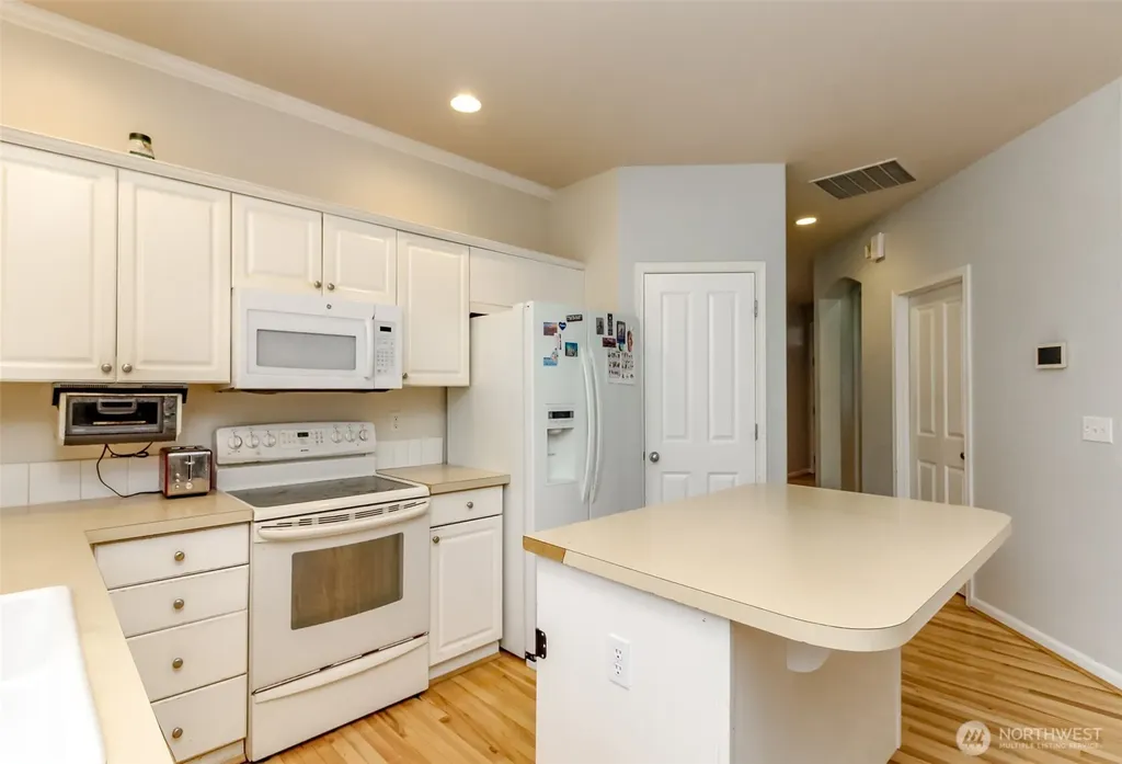 5610 W 61st Avenue University Place WA 98467