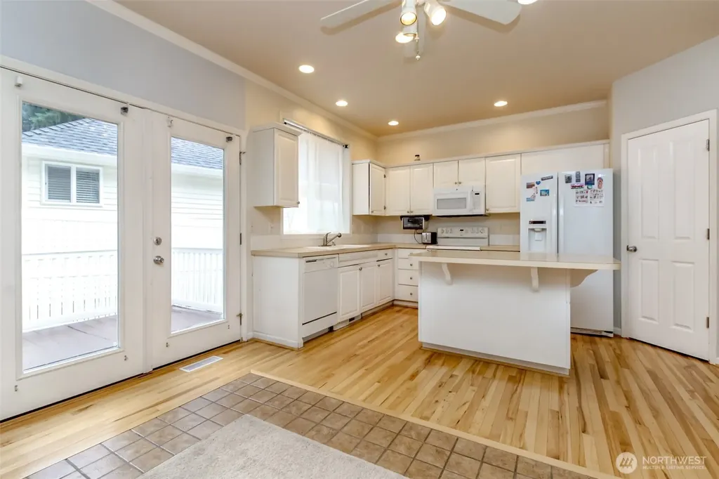 5610 W 61st Avenue University Place WA 98467