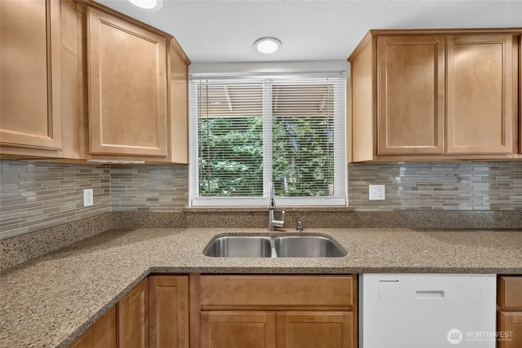 4017 107th Place NE Marysville WA 98271