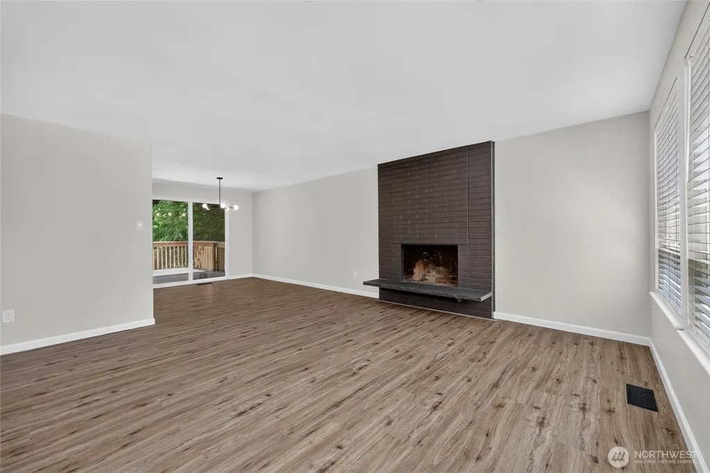4017 107th Place NE Marysville WA 98271