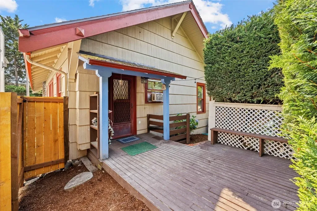2706 S Judkins Street Seattle WA 98144