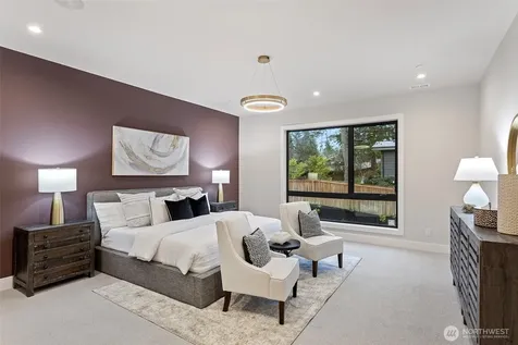 14 158th Place NE Bellevue WA 98008