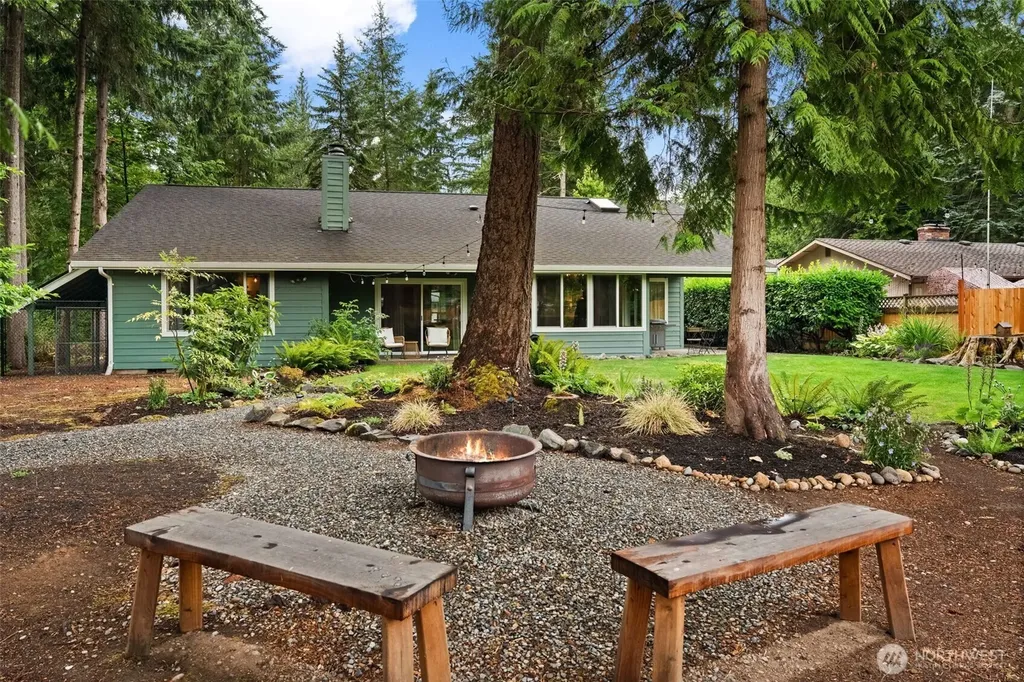 3626 108th Street NW Gig Harbor WA 98332