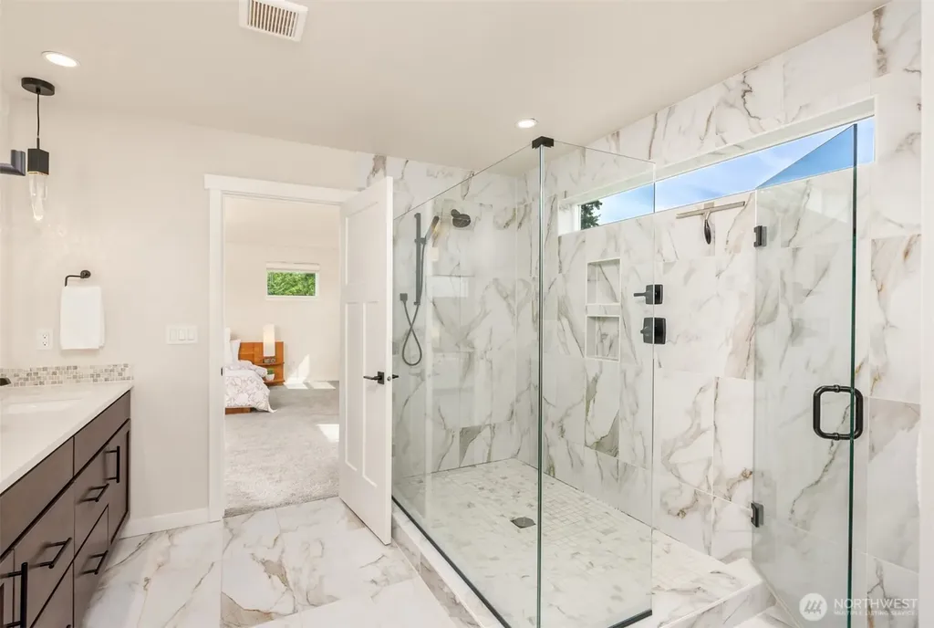 17957 Sunrise Ridge Avenue NE Poulsbo WA 98370