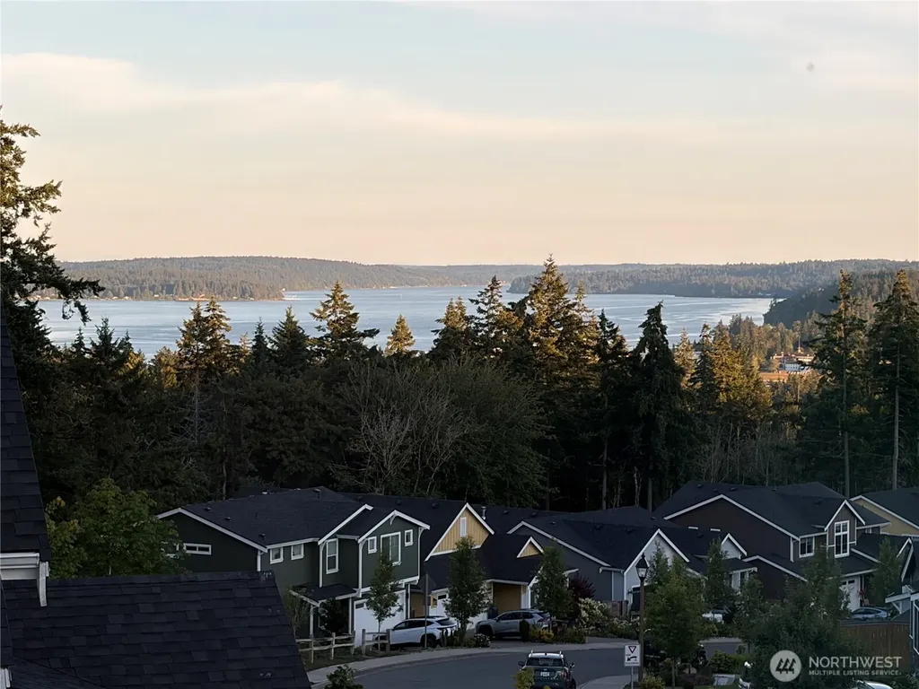 17957 Sunrise Ridge Avenue NE Poulsbo WA 98370