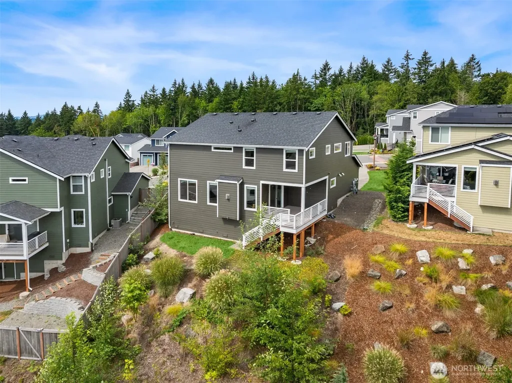 17957 Sunrise Ridge Avenue NE Poulsbo WA 98370