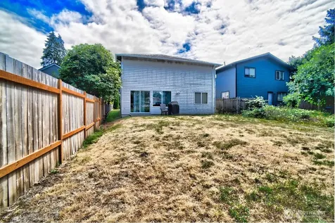 10245 42nd Avenue SW Seattle WA 98146