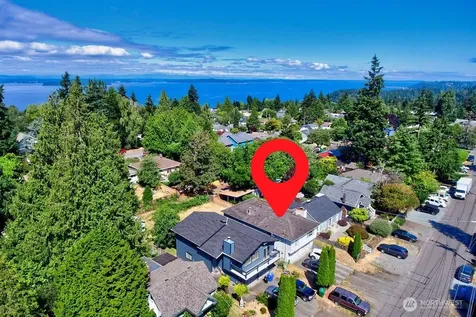 10245 42nd Avenue SW Seattle WA 98146