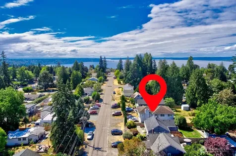 10245 42nd Avenue SW Seattle WA 98146