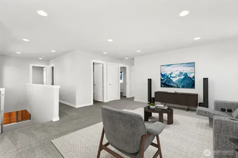 12611 SE 256th Place Kent WA 98030