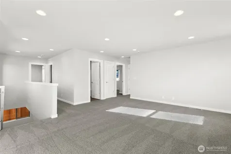 12611 SE 256th Place Kent WA 98030
