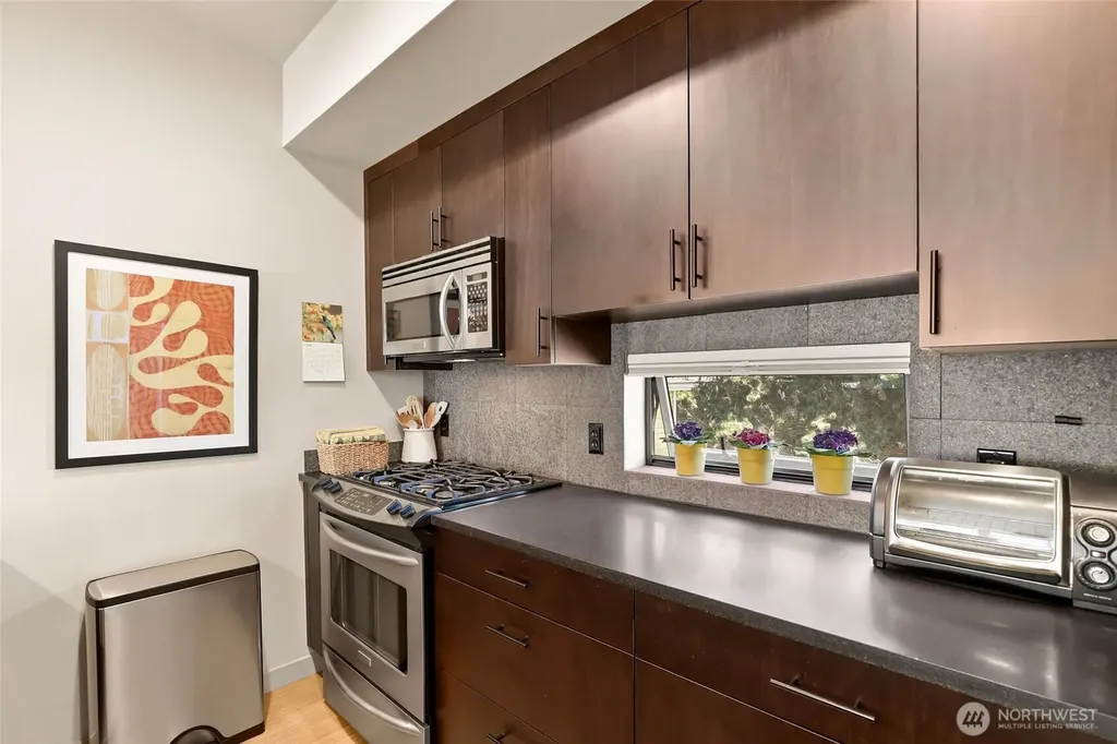 4923 39th Avenue S Seattle WA 98118