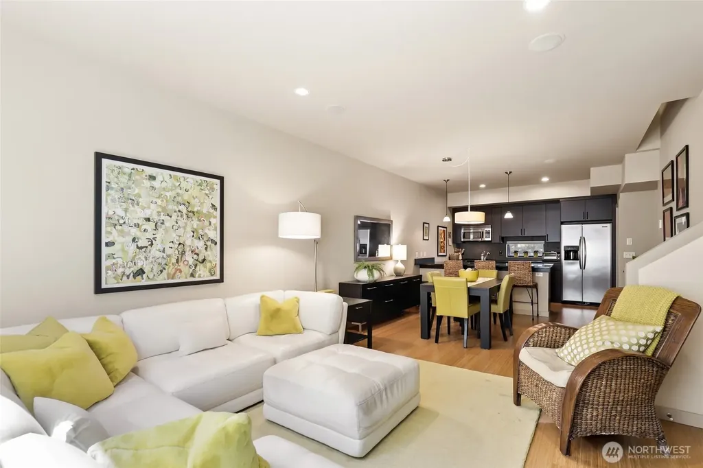 4923 39th Avenue S Seattle WA 98118