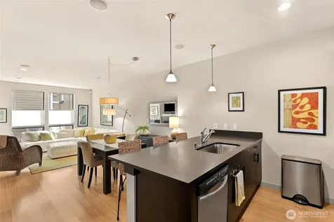 4923 39th Avenue S Seattle WA 98118