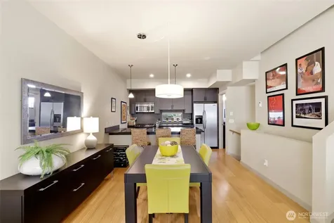 4923 39th Avenue S Seattle WA 98118