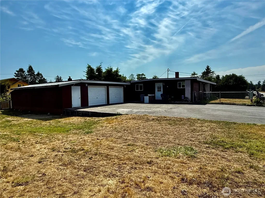 201 W Seattle Avenue Westport WA 98595