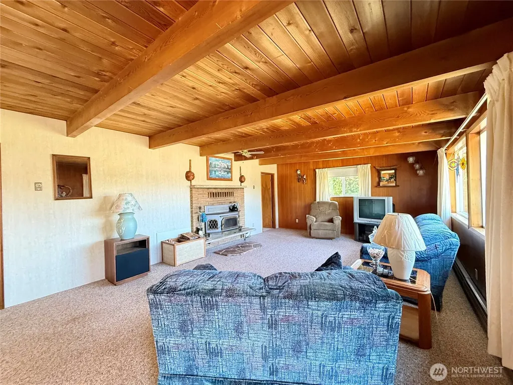 201 W Seattle Avenue Westport WA 98595