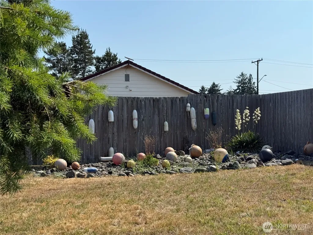201 W Seattle Avenue Westport WA 98595