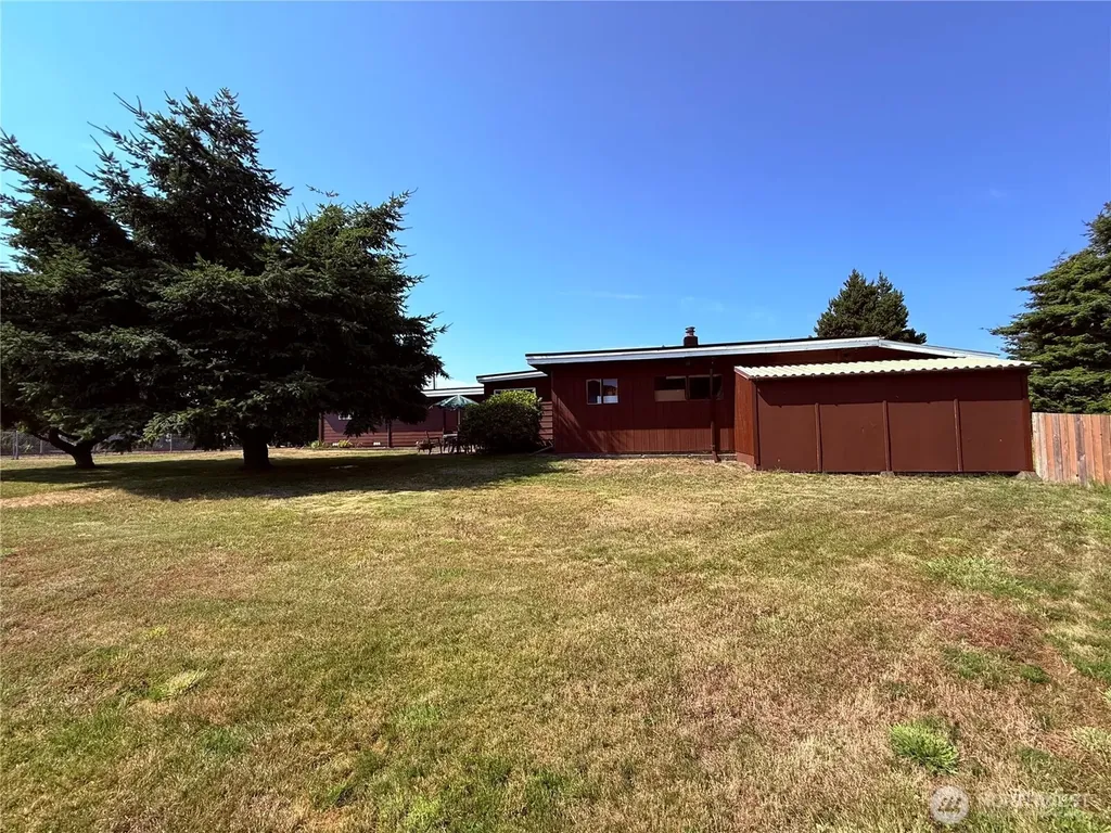 201 W Seattle Avenue Westport WA 98595