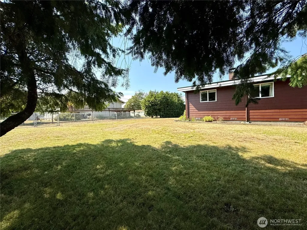 201 W Seattle Avenue Westport WA 98595