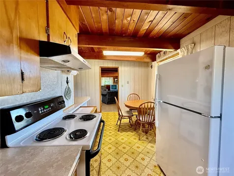 201 W Seattle Avenue Westport WA 98595