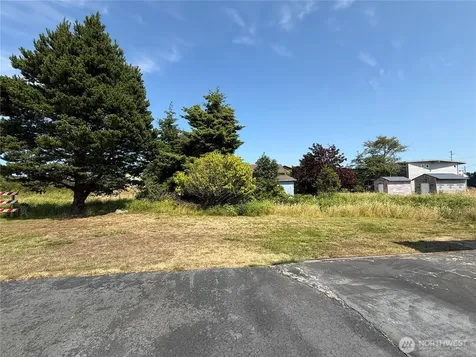201 W Seattle Avenue Westport WA 98595