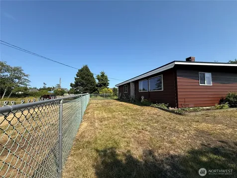 201 W Seattle Avenue Westport WA 98595