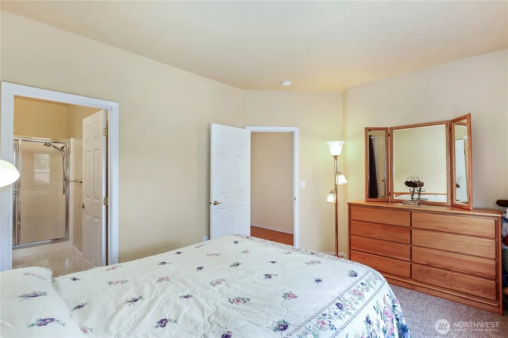 7404 143rd Avenue Ct E Sumner WA 98390