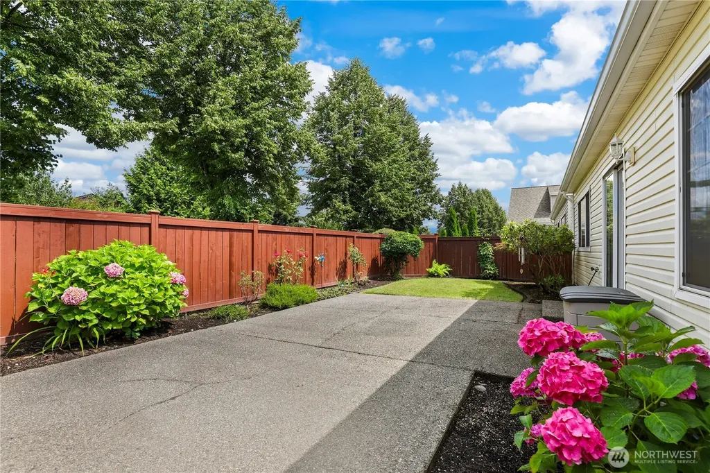 7404 143rd Avenue Ct E Sumner WA 98390