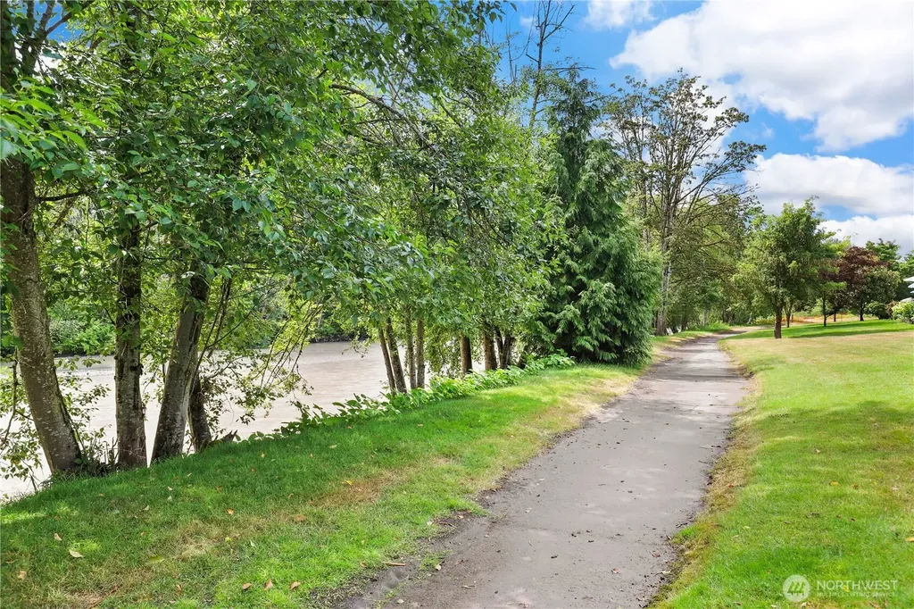 7404 143rd Avenue Ct E Sumner WA 98390