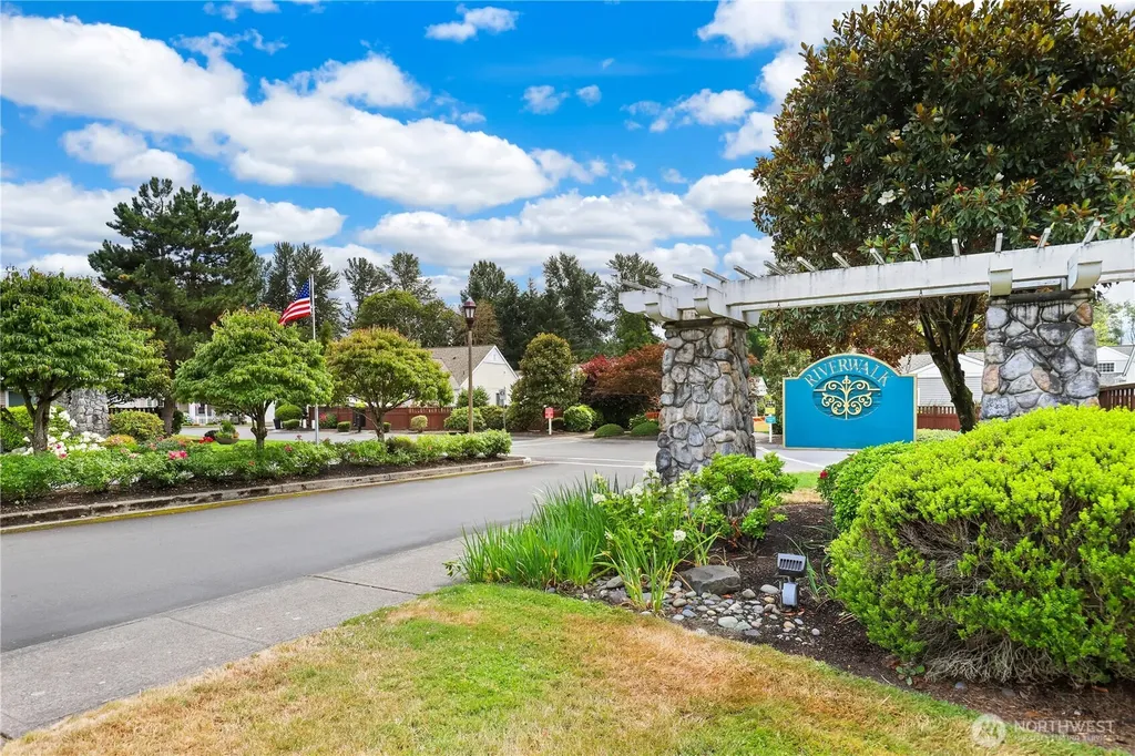 7404 143rd Avenue Ct E Sumner WA 98390