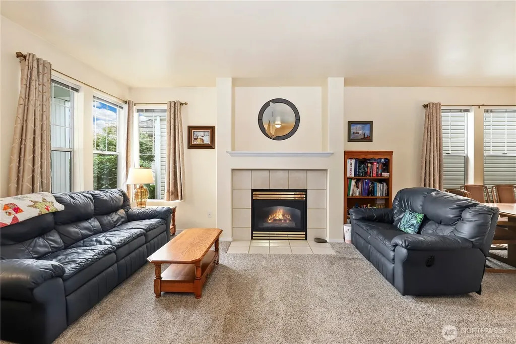 7404 143rd Avenue Ct E Sumner WA 98390