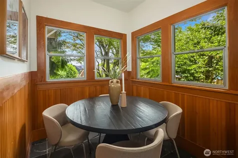 2710 18th Avenue S Seattle WA 98144