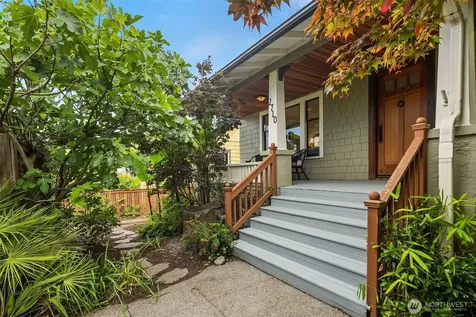 2710 18th Avenue S Seattle WA 98144