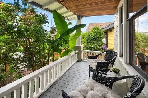 2710 18th Avenue S Seattle WA 98144