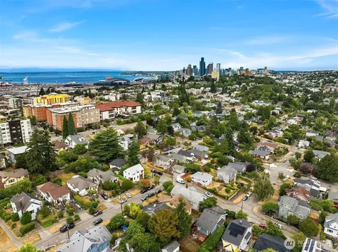 2710 18th Avenue S Seattle WA 98144