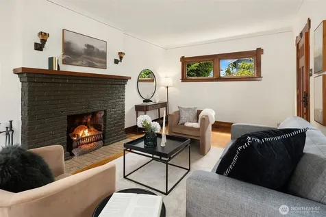 2710 18th Avenue S Seattle WA 98144