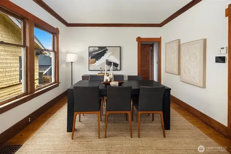 2710 18th Avenue S Seattle WA 98144