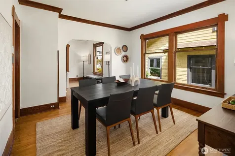 2710 18th Avenue S Seattle WA 98144