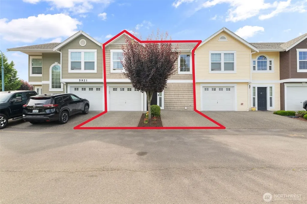 5921 111th Street Ct E Puyallup WA 98373
