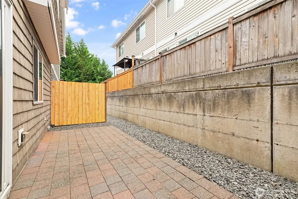 5921 111th Street Ct E Puyallup WA 98373