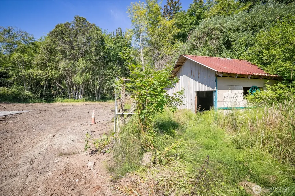 92 Gossett Road Port Angeles WA 98363