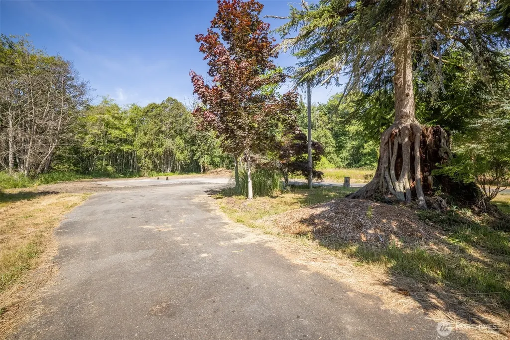 92 Gossett Road Port Angeles WA 98363