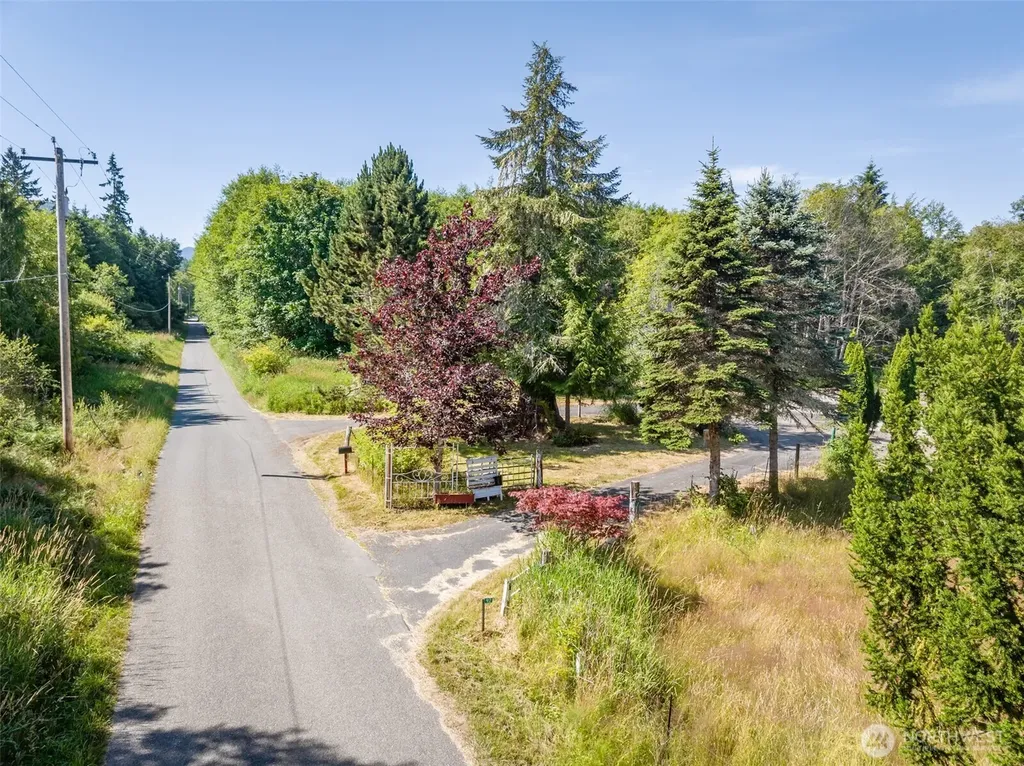 92 Gossett Road Port Angeles WA 98363