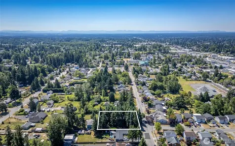 9127 E B Street Tacoma WA 98445